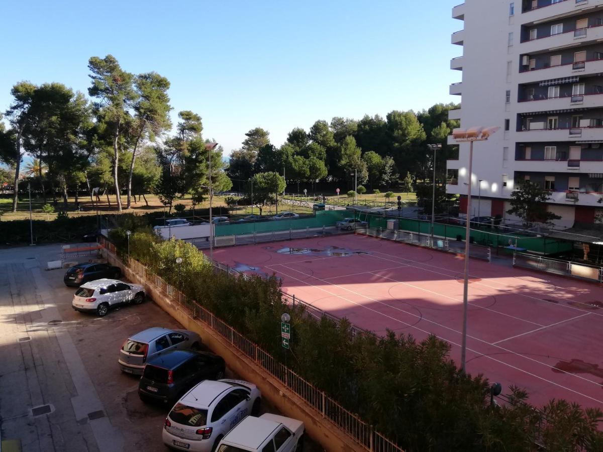 Parco Del Mare Pescara Apartments Exterior photo